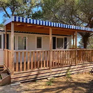 https://albatross-mobile-homes-on-camping-cala-canyelles.catalonia-hotels.com